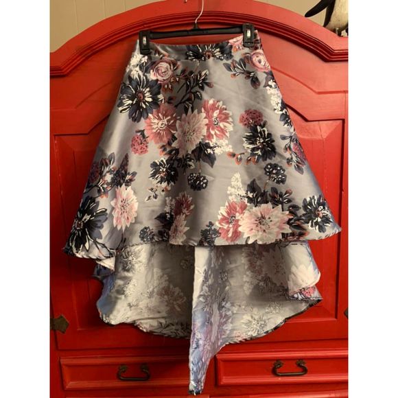 Speechless Kids Size 16 GORGEOUS High Low Grey Satin Floral Skirt Pageant Dress - Picture 1 of 3